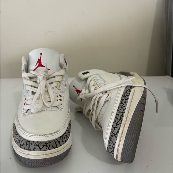 Jordan 3 cement reimagined - Picture 2 of 10